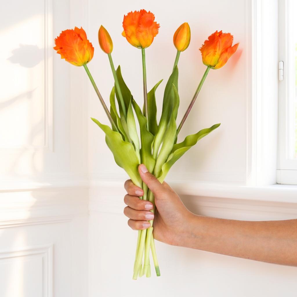 FLORÉA - Latex Tulpanbukett – 5 Konstgjorda Tulpaner i Naturtrogen Design