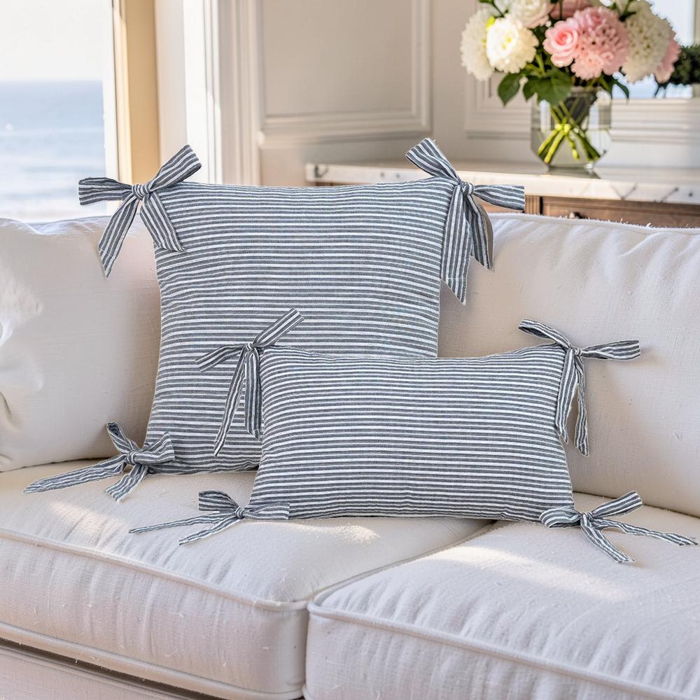 SOFT LIVING - Randigt kuddfodral med rosetter – 45x45 cm & 30x50 cm – Dekorativt soffkuddfodral i 10 färger